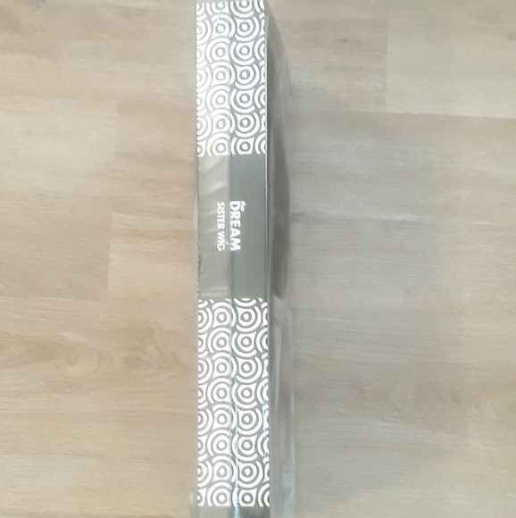 Zury Sis Synthetic The Dream Wig - DR H Peach Wavy Wig Color 1 - Picture 9 of 12